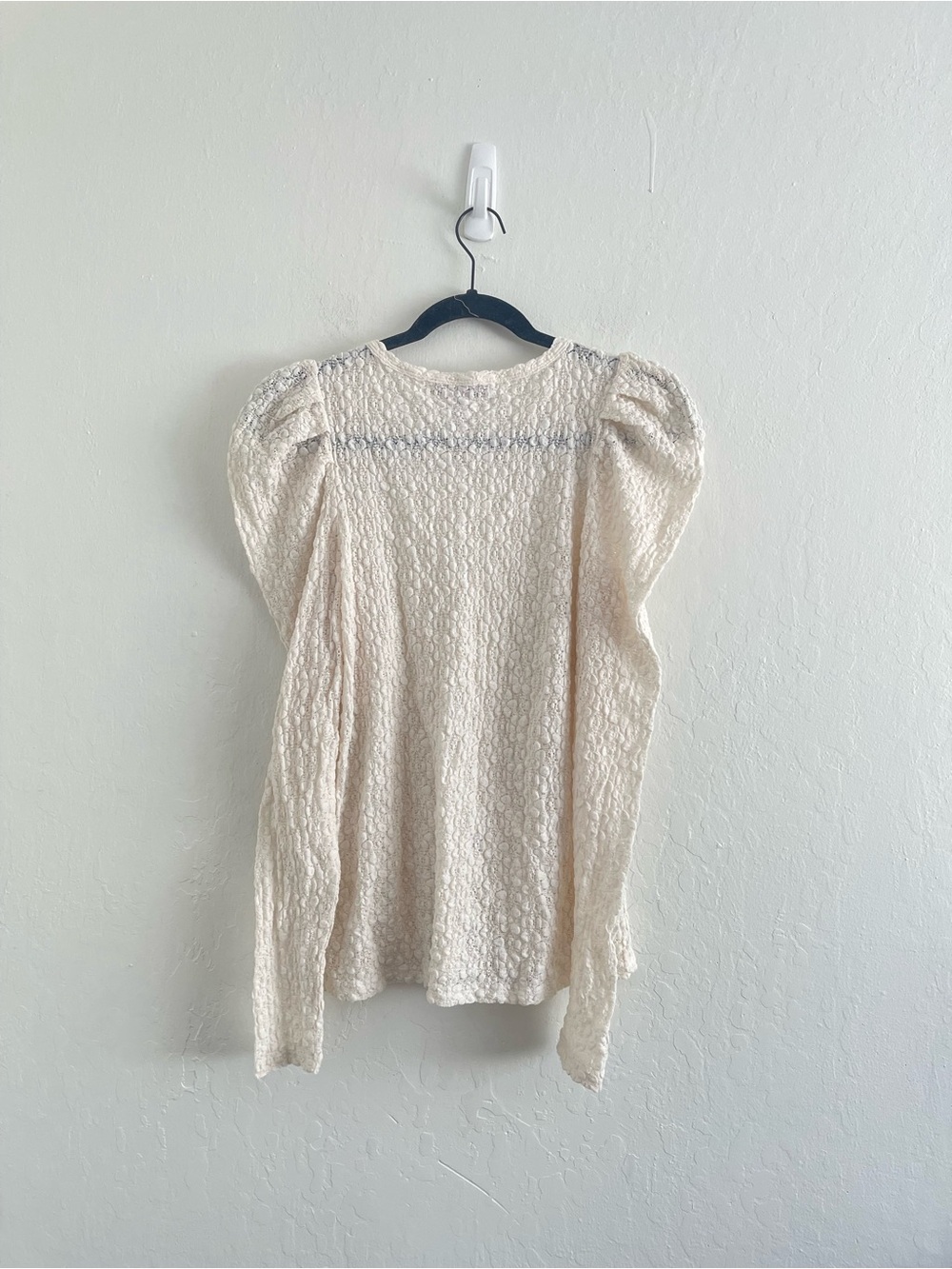 Loft Lace Pleated Puff Sleeve Top Dainty Cream Long Sleeve Blouse Womens Medium - Picture 3 of 8